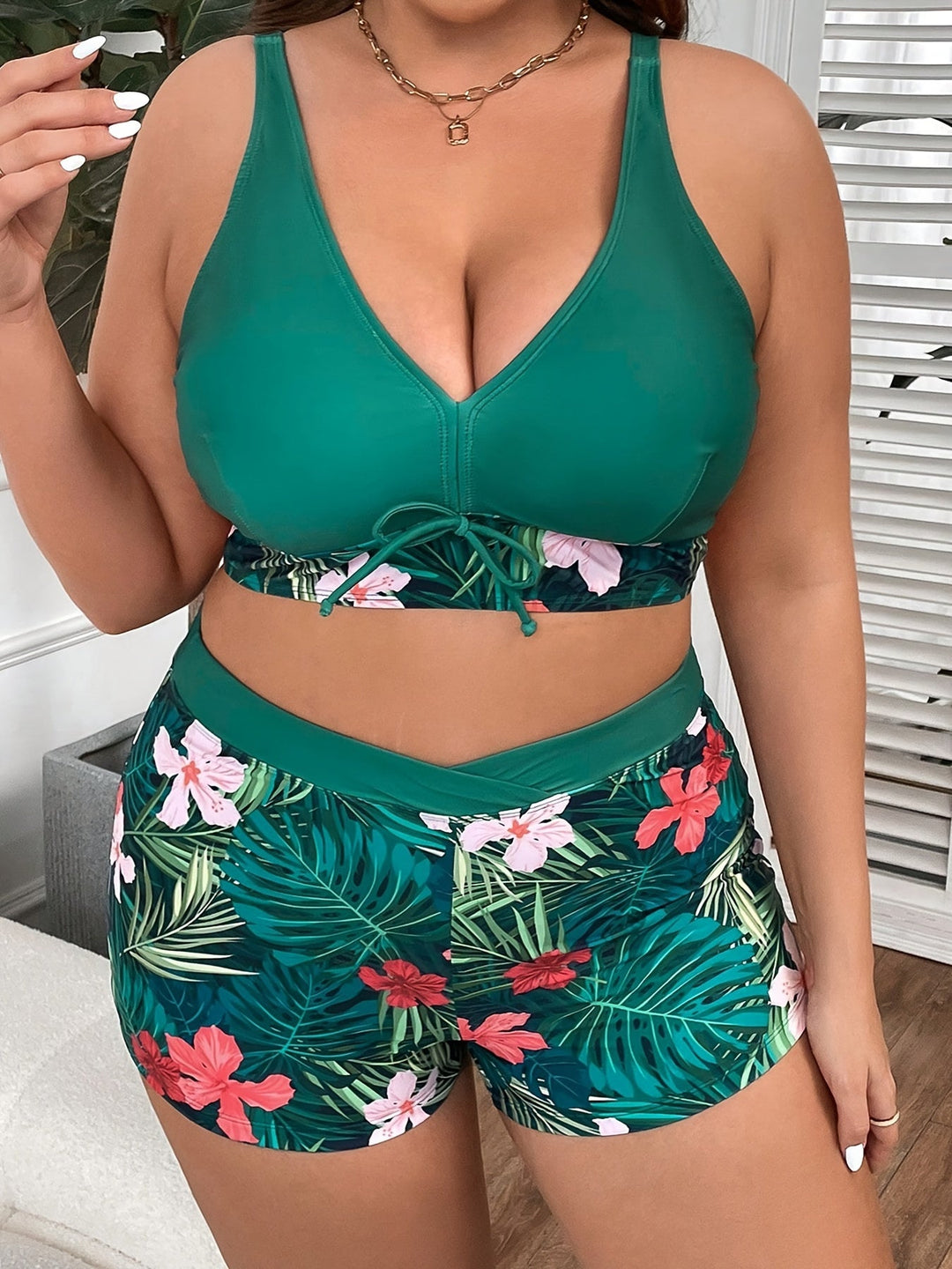 Hailey | Schmeichelhaftes Tropical Print Bikini Set